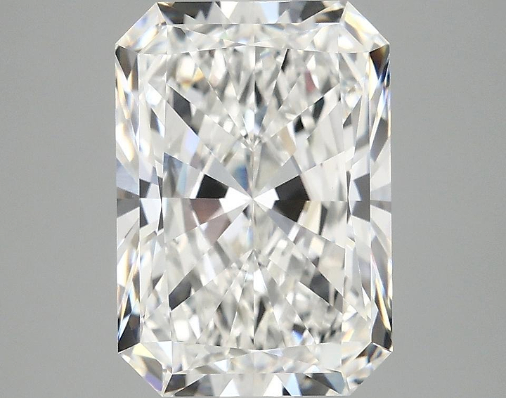 4.18 Carat Radiant Shaped Ideal Cut VVS2 IGI Certified Lab Grown Diamond