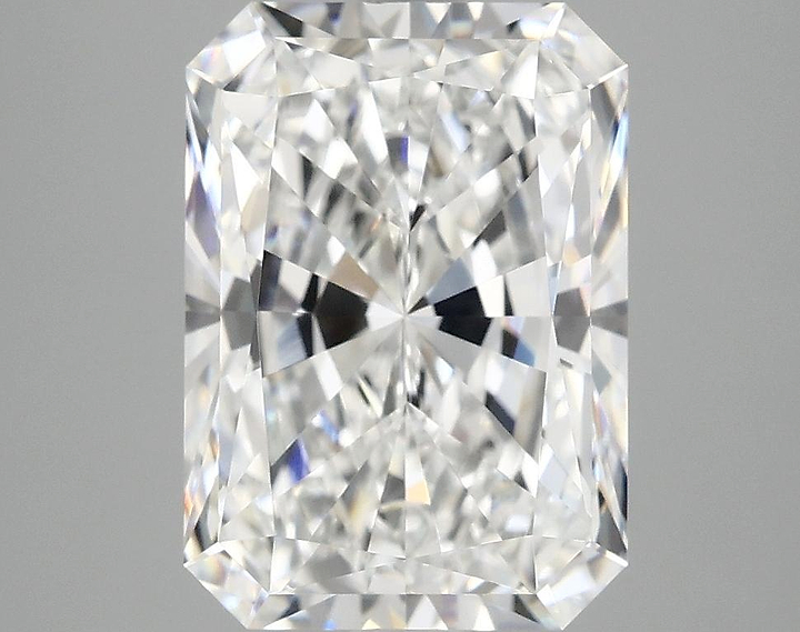 4.18 Carat Radiant Shaped Ideal Cut VVS2 IGI Certified Lab Grown Diamond