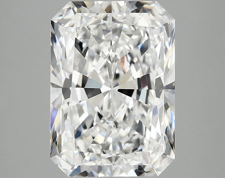 3.09 Carat Radiant Shaped Ideal Cut VS1 IGI Certified Lab Grown Diamond