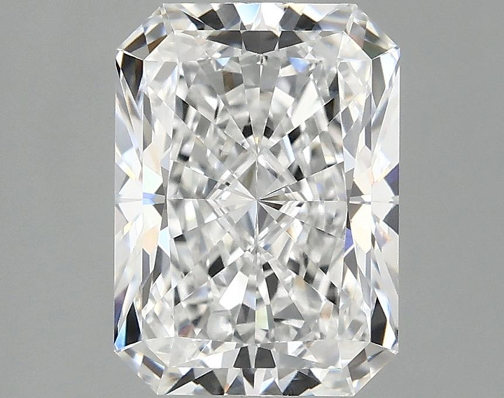 3.07 Carat Radiant Shaped Excellent Cut VS1 IGI Certified Lab Grown Diamond