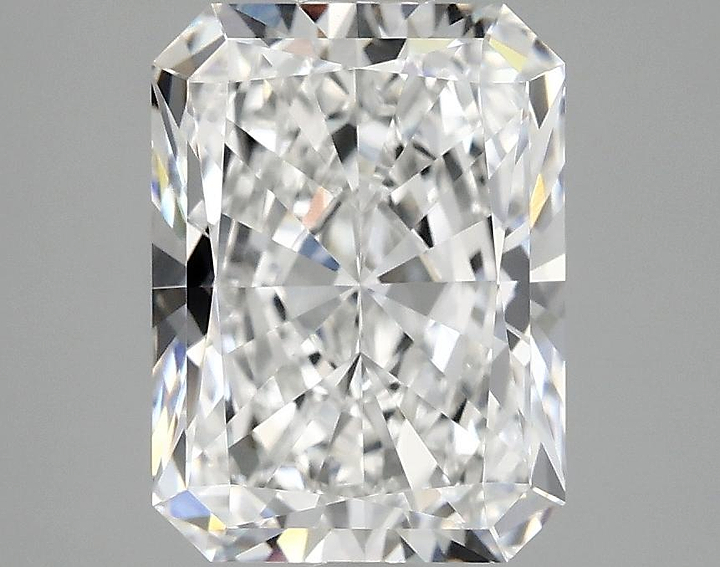 3.03 Carat Radiant Shaped Excellent Cut VVS2 IGI Certified Lab Grown Diamond