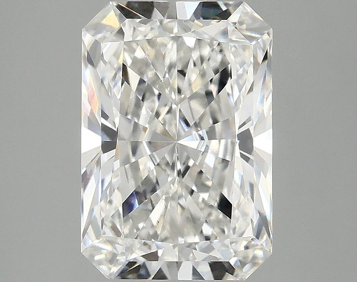 3.08 Carat Radiant Shaped Ideal Cut VS1 IGI Certified Lab Grown Diamond