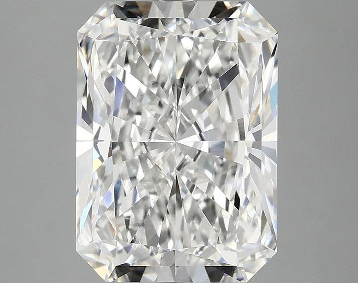 3.93 Carat Radiant Shaped Ideal Cut VVS2 IGI Certified Lab Grown Diamond