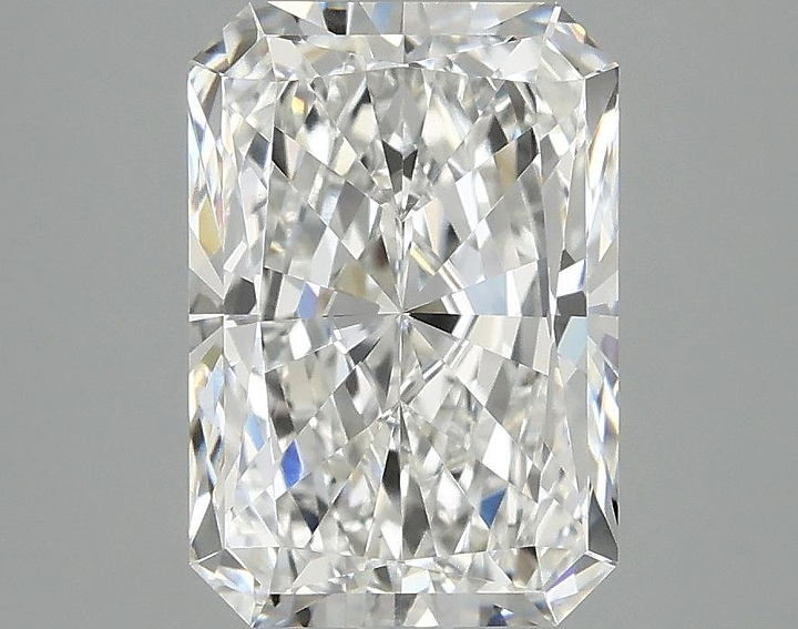3.07 Carat Radiant Shaped Ideal Cut VVS2 IGI Certified Lab Grown Diamond