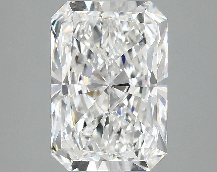 3.0 Carat Radiant Shaped Ideal Cut VVS2 IGI Certified Lab Grown Diamond