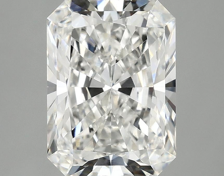 3.09 Carat Radiant Shaped Excellent Cut VS1 IGI Certified Lab Grown Diamond