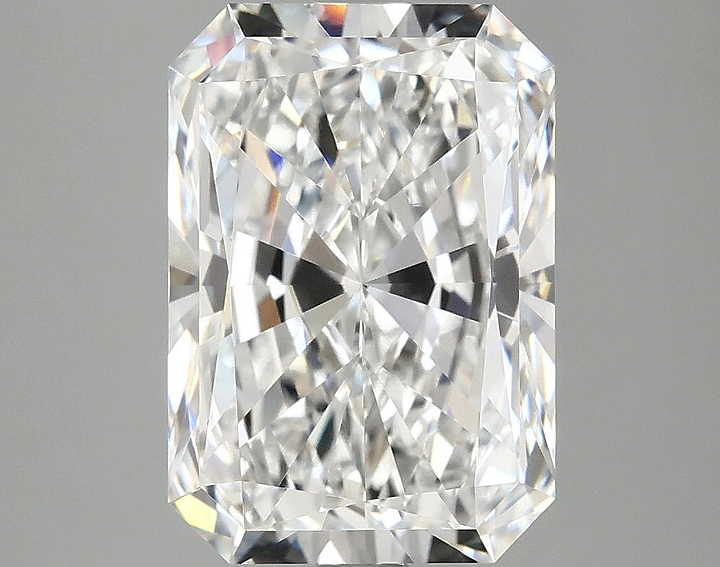 4.09 Carat Radiant Shaped Ideal Cut VVS2 IGI Certified Lab Grown Diamond