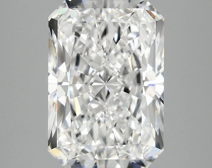 3.09 Carat Radiant Shaped Ideal Cut VS1 IGI Certified Lab Grown Diamond