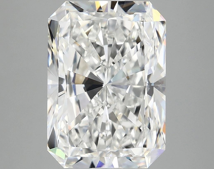 4.96 Carat Radiant Shaped Ideal Cut VVS2 IGI Certified Lab Grown Diamond