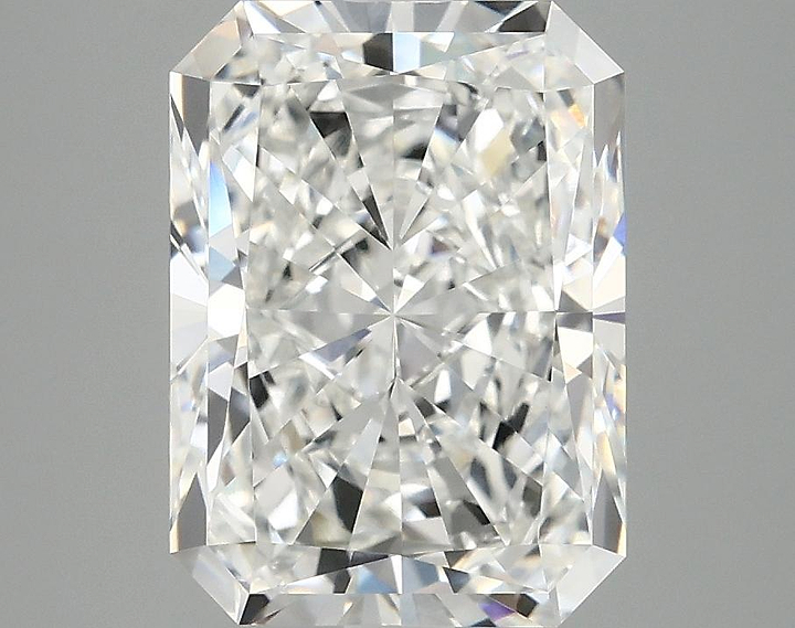 3.98 Carat Radiant Shaped Excellent Cut VVS2 IGI Certified Lab Grown Diamond