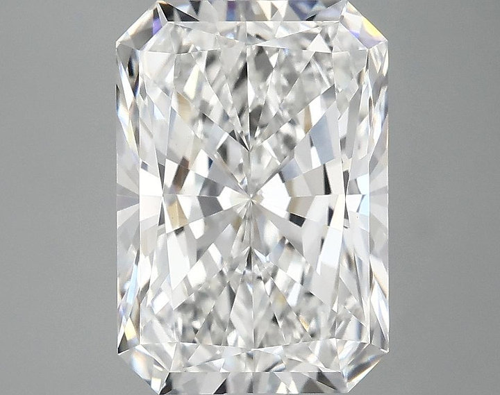 3.88 Carat Radiant Shaped Ideal Cut VS1 IGI Certified Lab Grown Diamond