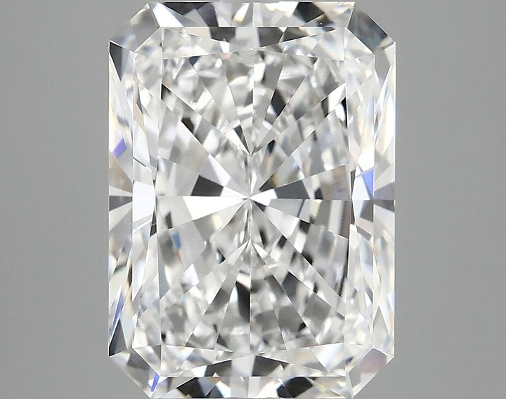 4.07 Carat Radiant Shaped Excellent Cut VVS2 IGI Certified Lab Grown Diamond