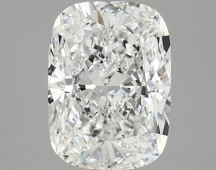 2.5 Carat Cushion Shaped Excellent Cut VVS2 IGI Certified Lab Grown Diamond