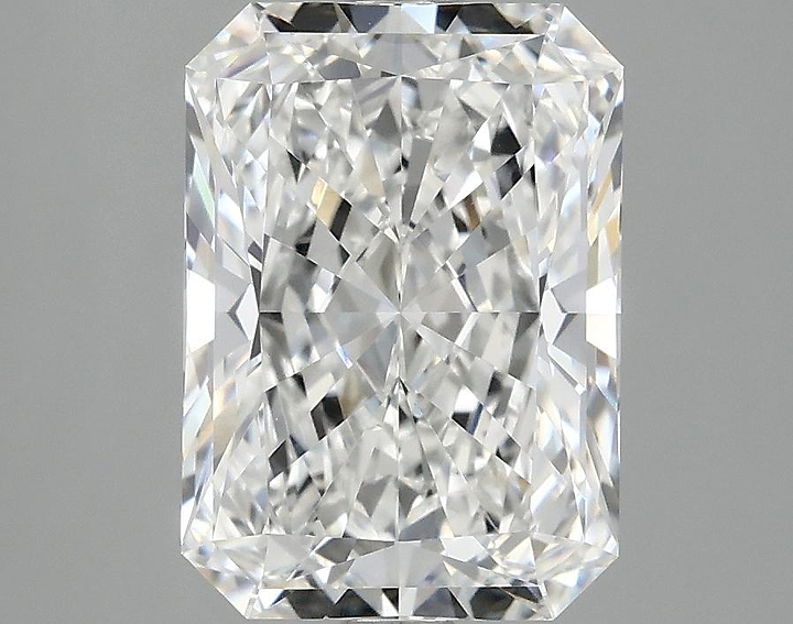3.08 Carat Radiant Shaped Ideal Cut VVS2 IGI Certified Lab Grown Diamond