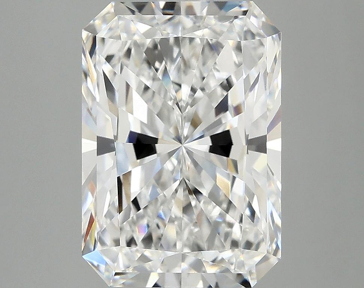 4.04 Carat Radiant Shaped Ideal Cut VVS2 IGI Certified Lab Grown Diamond