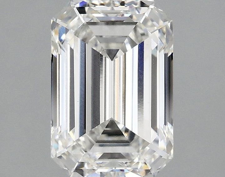 2.1 Carat Emerald Shaped Ideal Cut VVS2 IGI Certified Lab Grown Diamond