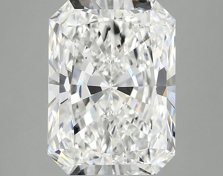 2.92 Carat Radiant Shaped Excellent Cut VVS2 IGI Certified Lab Grown Diamond