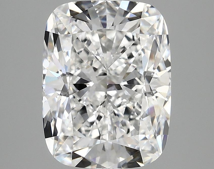 3.08 Carat Cushion Shaped Excellent Cut VVS2 IGI Certified Lab Grown Diamond