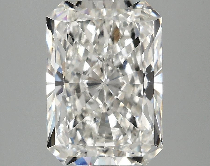 3.1 Carat Radiant Shaped Excellent Cut VVS2 IGI Certified Lab Grown Diamond