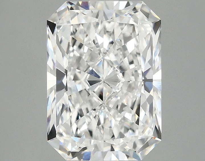 3.08 Carat Radiant Shaped Ideal Cut VS1 IGI Certified Lab Grown Diamond