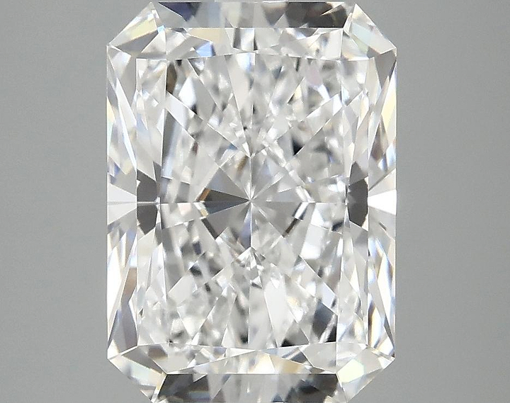 4.03 Carat Radiant Shaped Excellent Cut VVS2 IGI Certified Lab Grown Diamond