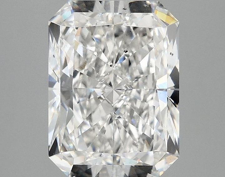 3.32 Carat Radiant Shaped Excellent Cut SI1 IGI Certified Lab Grown Diamond