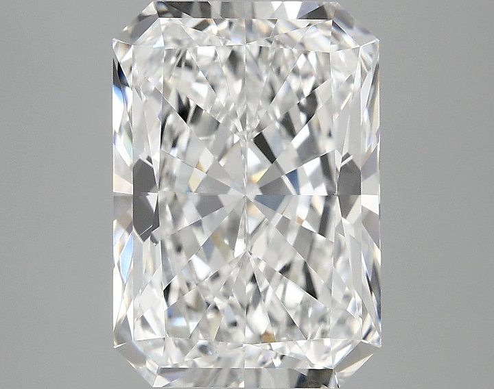 3.87 Carat Radiant Shaped Ideal Cut VS1 IGI Certified Lab Grown Diamond