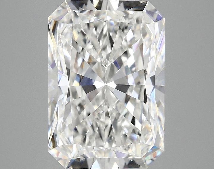 4.1 Carat Radiant Shaped Ideal Cut VVS2 IGI Certified Lab Grown Diamond