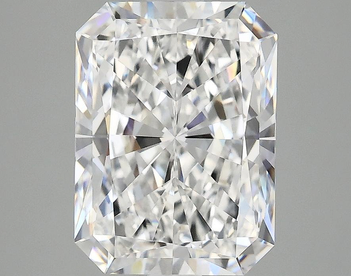 3.08 Carat Radiant Shaped Excellent Cut VVS2 IGI Certified Lab Grown Diamond