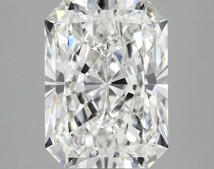 3.09 Carat Radiant Shaped Excellent Cut VS1 IGI Certified Lab Grown Diamond