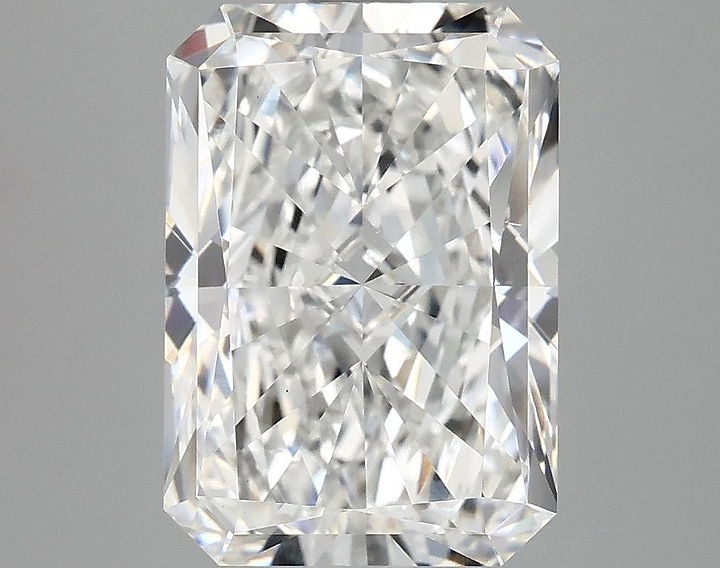 3.95 Carat Radiant Shaped Ideal Cut VS2 IGI Certified Lab Grown Diamond