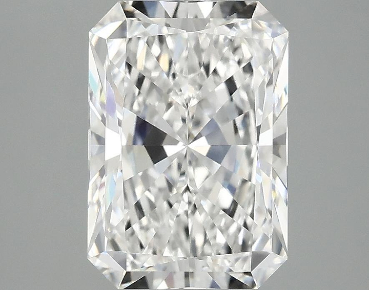 3.07 Carat Radiant Shaped Ideal Cut VVS2 IGI Certified Lab Grown Diamond