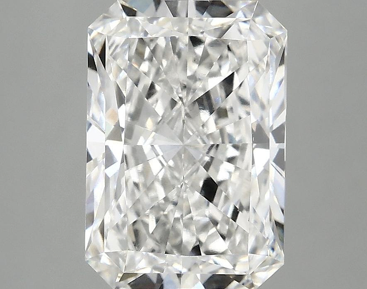 3.03 Carat Radiant Shaped Ideal Cut VS1 IGI Certified Lab Grown Diamond
