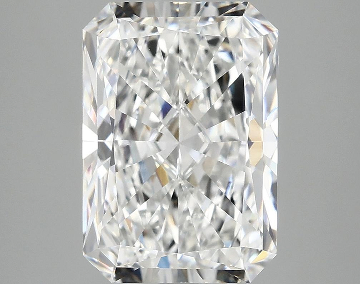 4.24 Carat Radiant Shaped Ideal Cut VVS2 IGI Certified Lab Grown Diamond