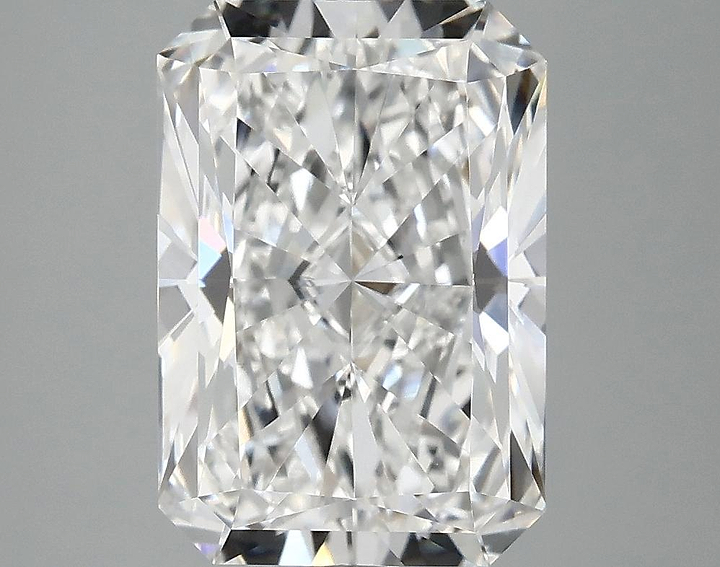 4.27 Carat Radiant Shaped Ideal Cut VVS2 IGI Certified Lab Grown Diamond