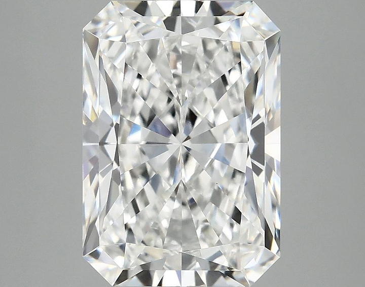 4.06 Carat Radiant Shaped Ideal Cut VS1 IGI Certified Lab Grown Diamond