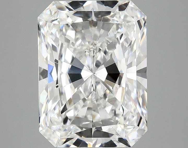 4.09 Carat Radiant Shaped Excellent Cut VVS2 IGI Certified Lab Grown Diamond