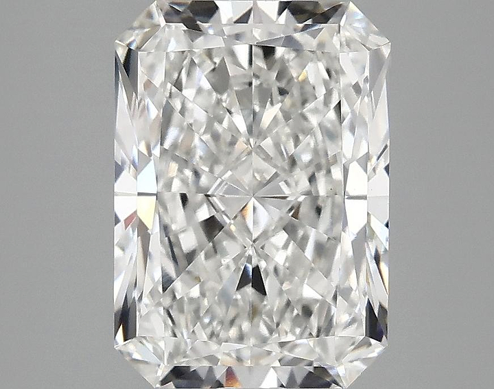 3.03 Carat Radiant Shaped Ideal Cut VVS2 IGI Certified Lab Grown Diamond