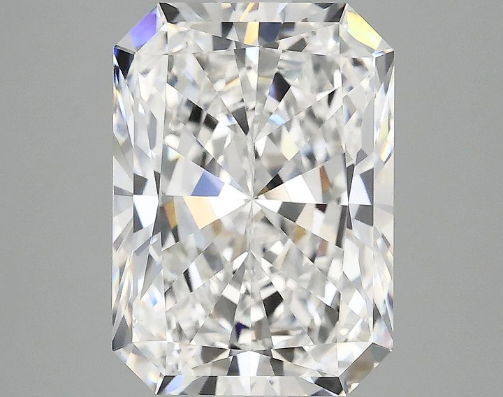 4.05 Carat Radiant Shaped Ideal Cut VVS2 IGI Certified Lab Grown Diamond