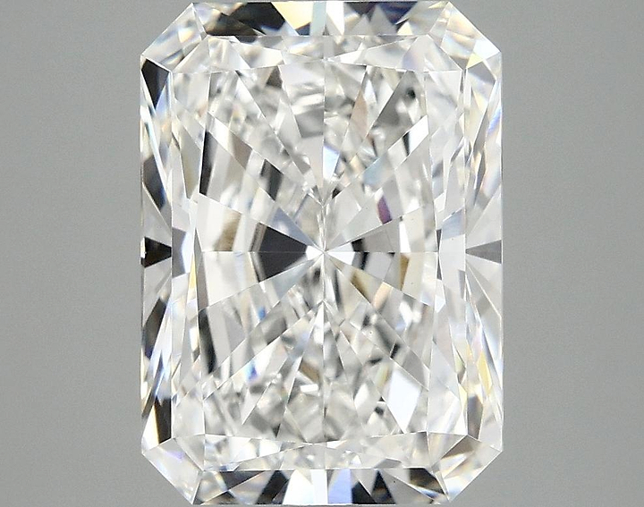 4.46 Carat Radiant Shaped Excellent Cut VVS2 IGI Certified Lab Grown Diamond