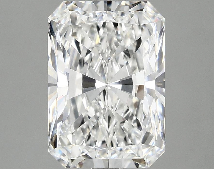 3.07 Carat Radiant Shaped Ideal Cut VS1 IGI Certified Lab Grown Diamond