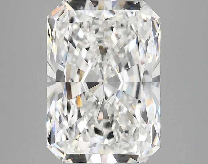 3.95 Carat Radiant Shaped Ideal Cut VVS2 IGI Certified Lab Grown Diamond