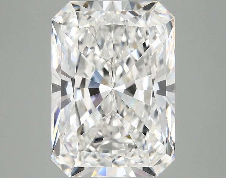 4.1 Carat Radiant Shaped Ideal Cut VVS2 IGI Certified Lab Grown Diamond