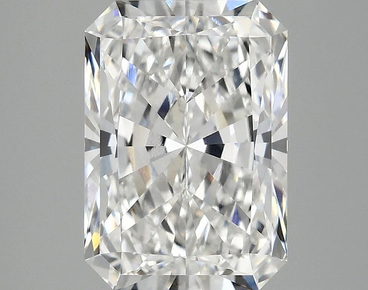 3.08 Carat Radiant Shaped Ideal Cut VS1 IGI Certified Lab Grown Diamond