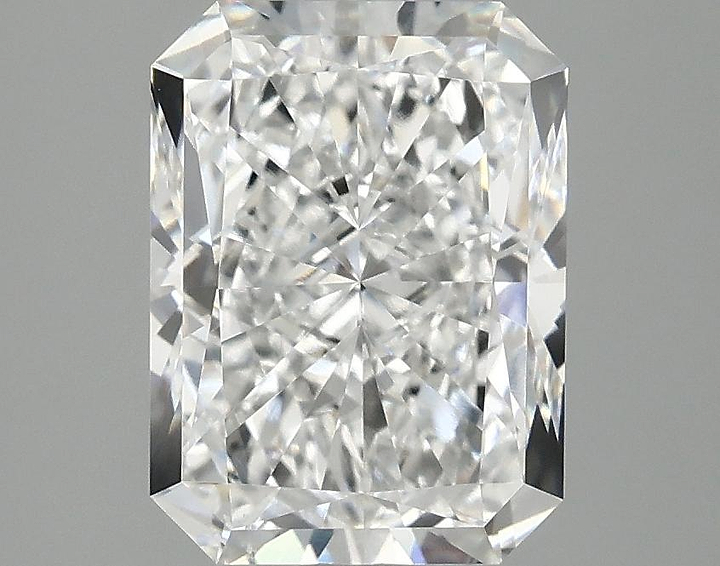 3.01 Carat Radiant Shaped Excellent Cut VS2 IGI Certified Lab Grown Diamond