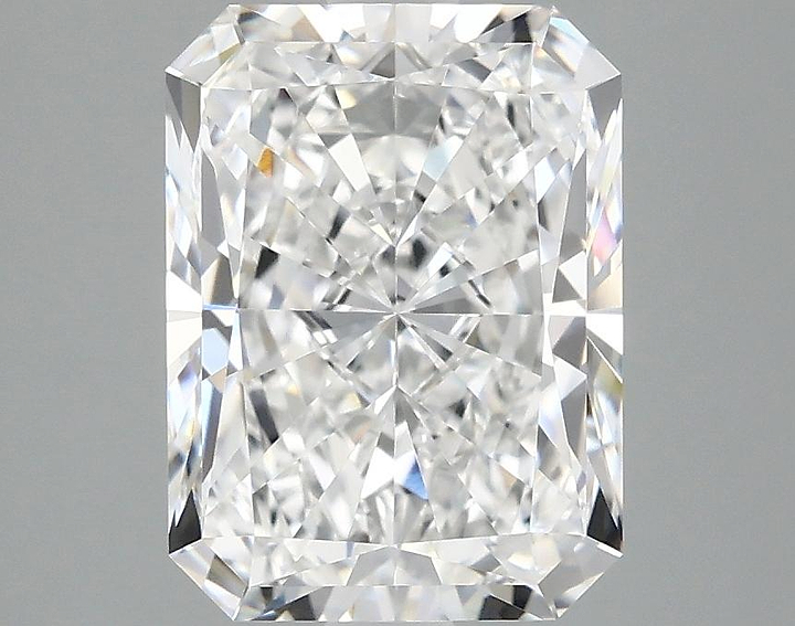2.9 Carat Radiant Shaped Excellent Cut VVS2 IGI Certified Lab Grown Diamond