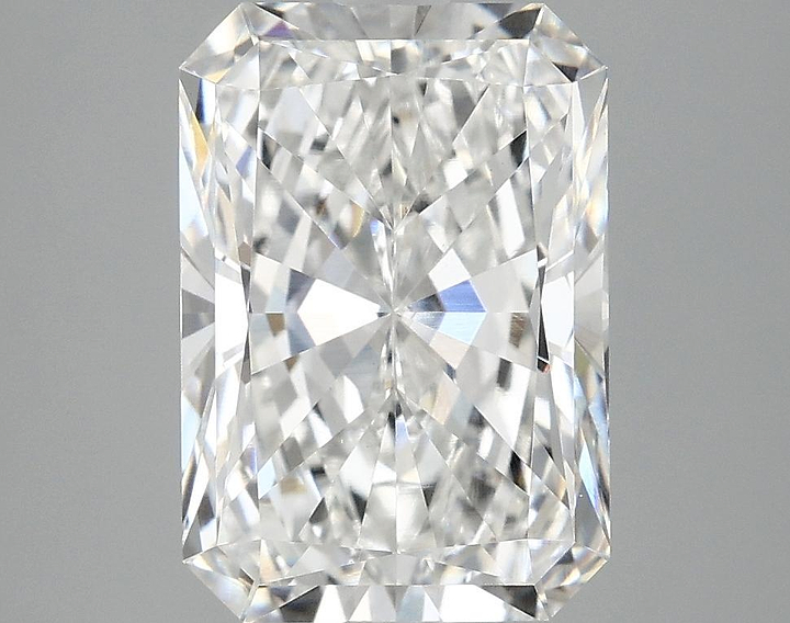 4.05 Carat Radiant Shaped Ideal Cut VVS2 IGI Certified Lab Grown Diamond