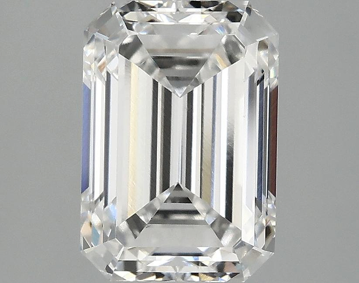 2.51 Carat Emerald Shaped Ideal Cut VS1 IGI Certified Lab Grown Diamond