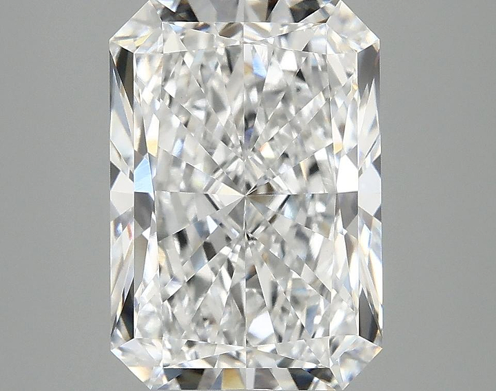 4.07 Carat Radiant Shaped Ideal Cut VVS2 IGI Certified Lab Grown Diamond