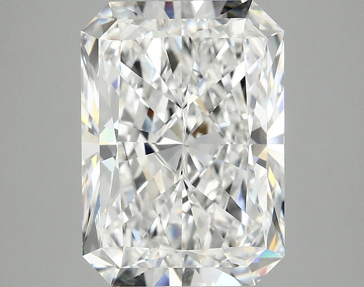 4.02 Carat Radiant Shaped Ideal Cut VVS2 IGI Certified Lab Grown Diamond
